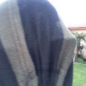 Meet your Posher, Ernesto